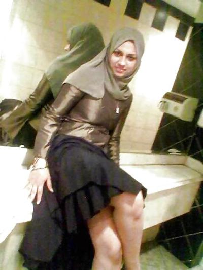 25P Hot Turkey #35 (Turkish teens milfs moms mature slut wives)