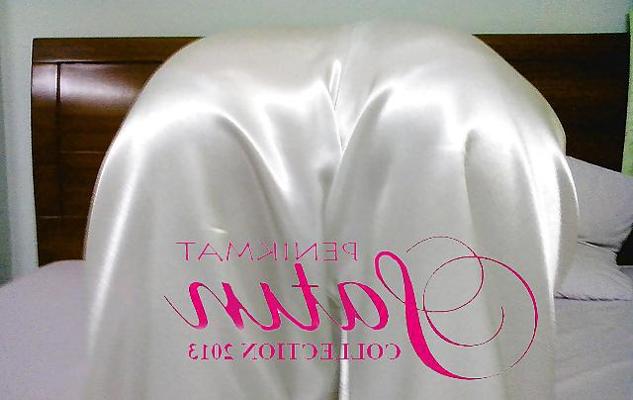 7P Pantalon en satin