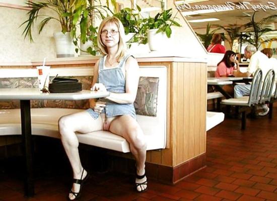 17P PUBLIC RESTAURANTS  BY CURIOUS
