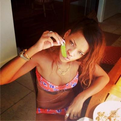 25P Sexy Black Hoe RiRi #5 (by Russian Roulette)