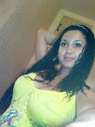 25P BIG TITTED AMATEURS 3