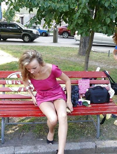 8P UPSKIRT IN PUBLIC