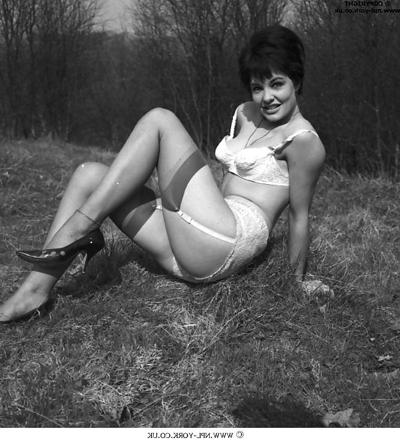 19P Vintage stockings and stilettoes