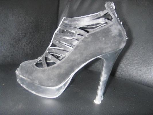 13P Getragene Schuhe Sneaker High Heels Chucks zu verkaufen