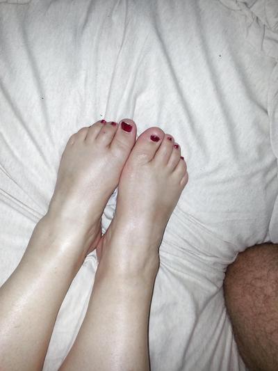 6P Footjob amusant avec mon bébé