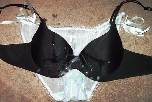 21P My wife's underwear . intimo di mia moglie