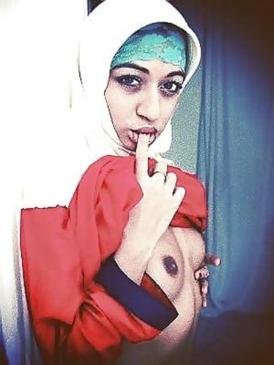 25P Arab-Turkish HOT ASS