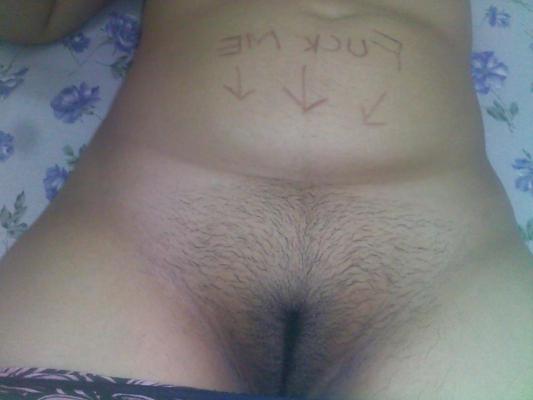 7P GF sexy cul et chatte amateur d'art