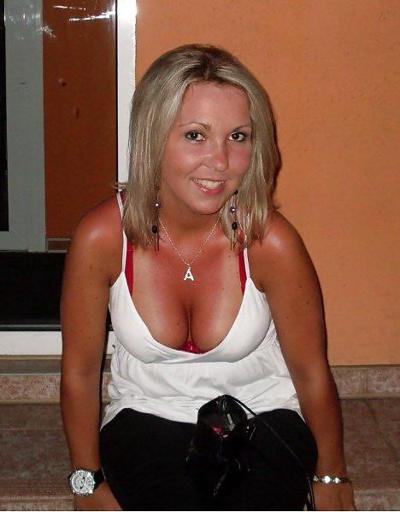 25P Filles chaudes de Facebook