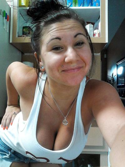 25P Teen brunette huge tits amazing body V