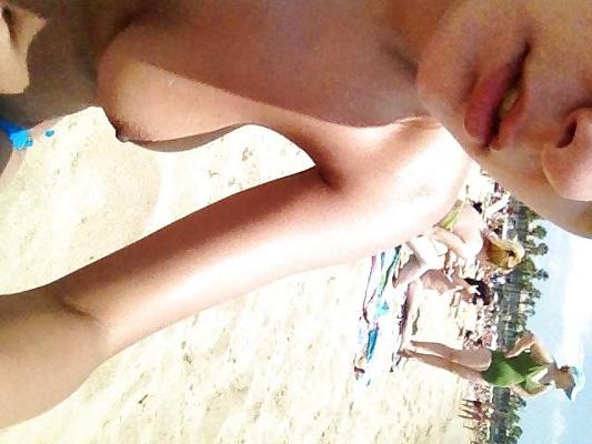 9P Ex GF topless