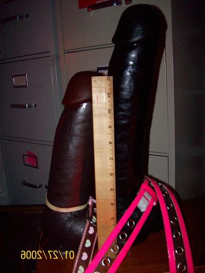 25P Tgirl Jill's kinky accessories used for BBC training.