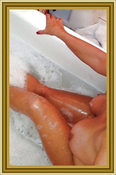 14P Bath Time