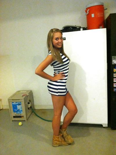 20P Hot Teens 8 Whats your fantasy?? -edge 