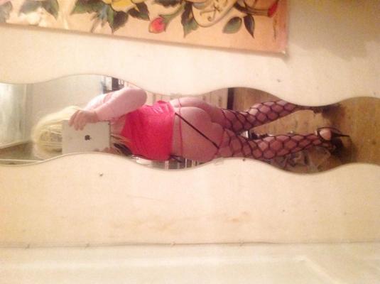 15P Nouvelle lingerie dans la chambre xx