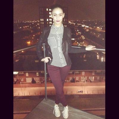 10P Uk british - Indian paki slut for comments