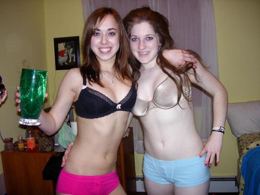 25P Strip Poker