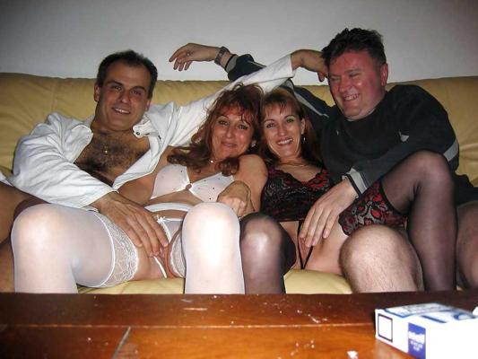 25P Group Sex Amateur happy Couples Swingers #rec Voyeur G10