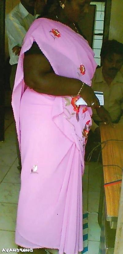 17P Desi aunty Back side Vew
