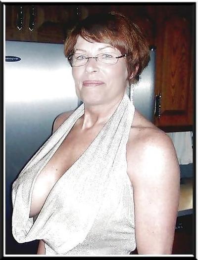 25P Hot Ladies In Glasses 20