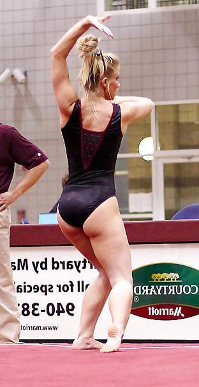 25P Brittany Johnson: Sexy Ass PAWG Whooty Gymnast - Ameman