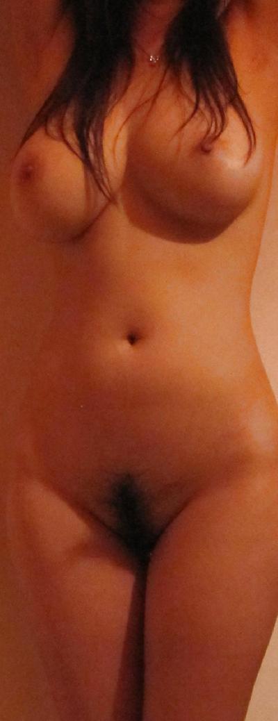 25P Beautiful Arabian Girl Show her Body