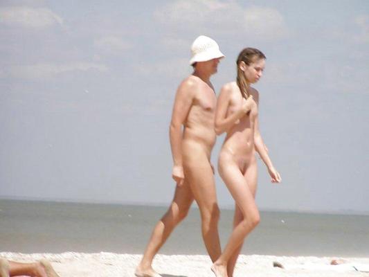 25P Nudist Beach Fun
