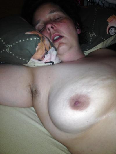 20P Wifes tits and hairy armpits