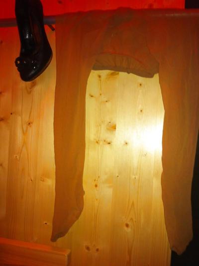 11P Talons hauts et bas de nylon dans le sauna FUN