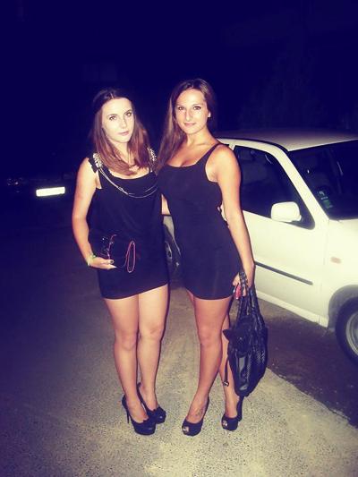 25P LEGS LEGS AND HEELS 2