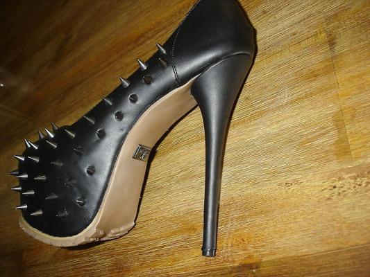 10P Kristinas Extreme High Heels , Nieten