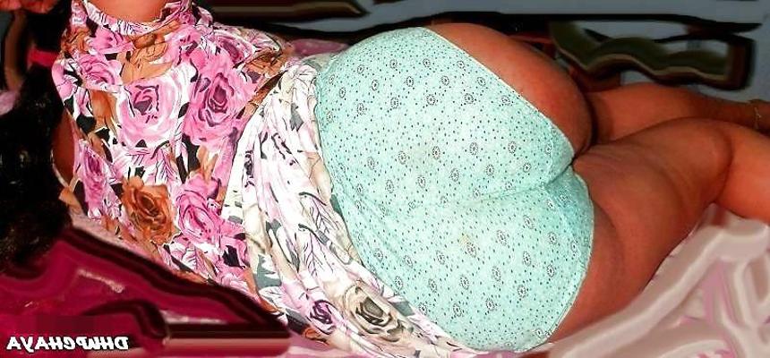 25P South Indian lady showing big boobs