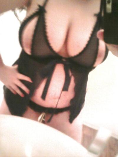 4P Scottish Sarah in Sexy Underwear