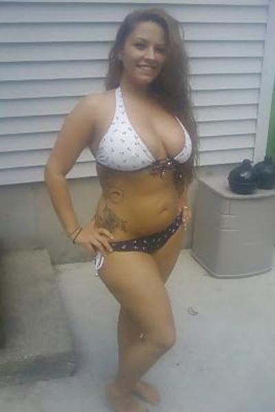 25P Busty Amatuer 31