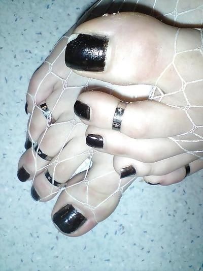 6P Cum on feet 