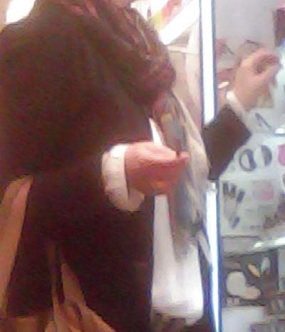 24P Spy at shopping