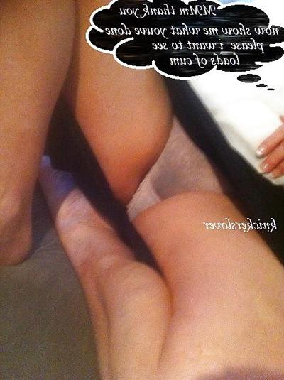 5P Upskirt voir à travers la culotte