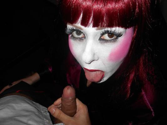 25P The Doll Mistress