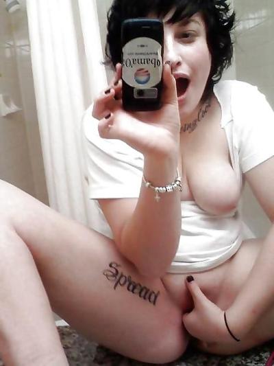 25P Selfie Amateur Milfs and Mature - vol 4!