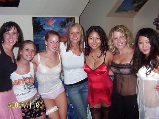 15P Nice (non nude) girls 16