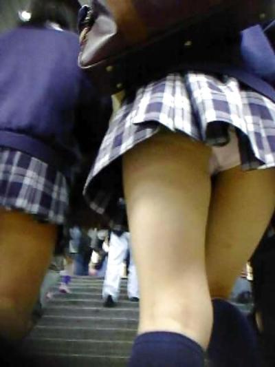 20P Japanese Girl Upskirts 17