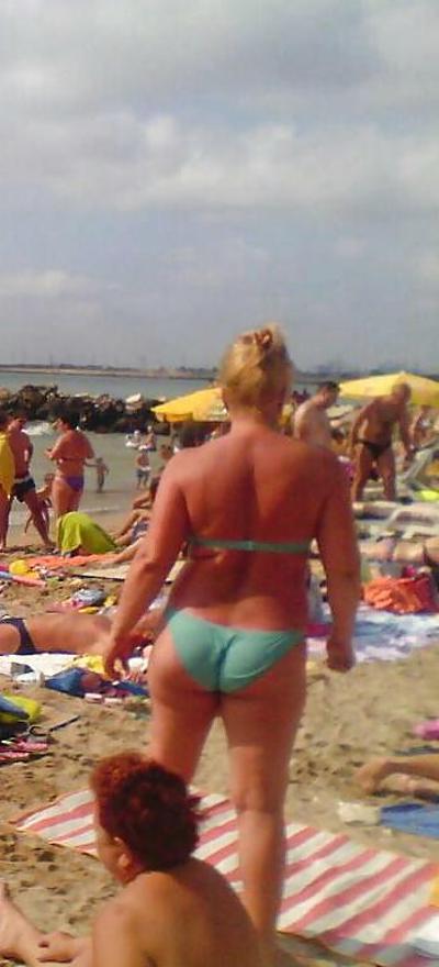 23P Spy mature beach summer romanian