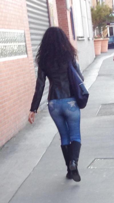 8P STREET BEURETTE BIG ASS 