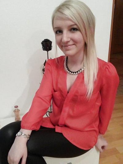 6P My Neighbour Girl Jenny 34 Years old Slut in pink Stockings