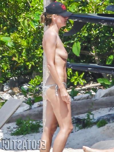 24P Heidi Klum zeigt sich in Mexiko oben ohne
