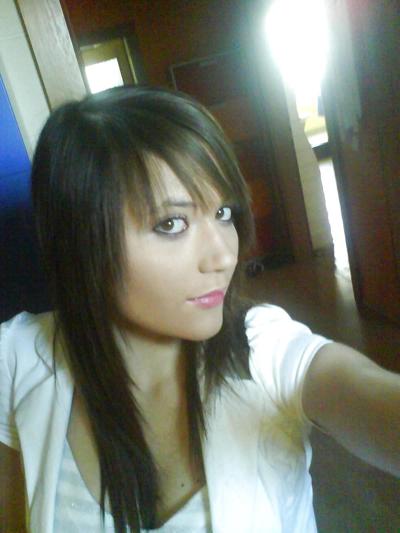 25P Hot And Busty Brunette Teen Amateur Gallery