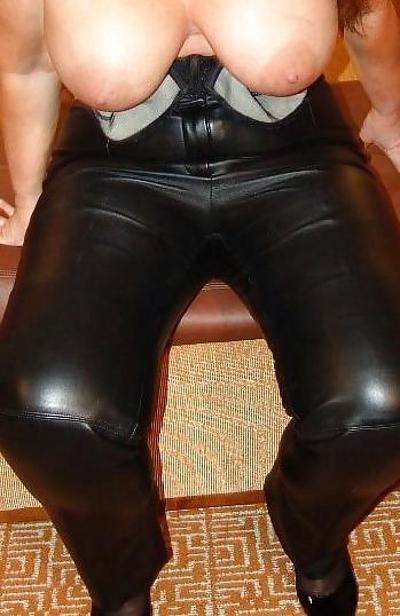5P Wife in leather