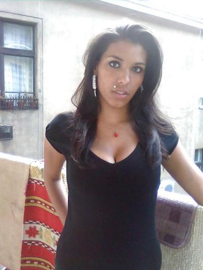 25P Petite prostituée gitane