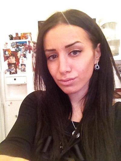 25P Beautiful and sporty armenian girl Susanna from Russian #5