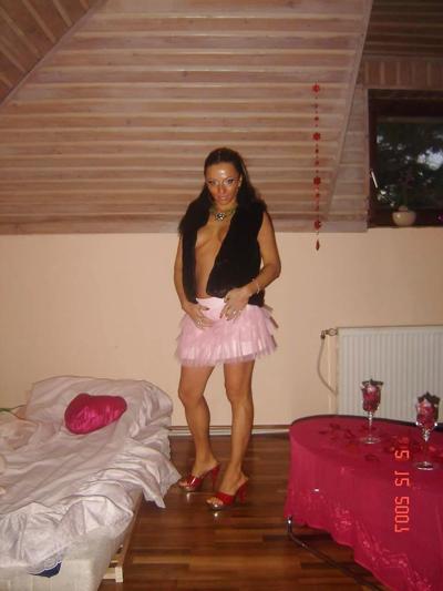 25P Perfect french milf amateur